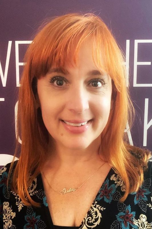 Dr. Amanda Voelker
