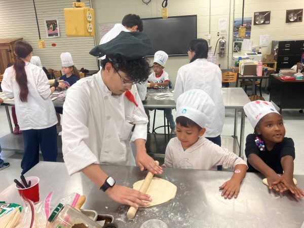 students participating in the Wild Mustang Coffee Company program